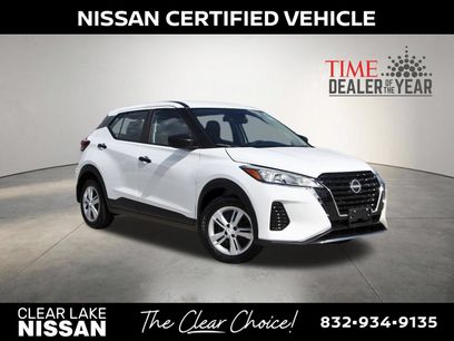 Certified 2025 Nissan Kicks Play S