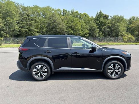 Used 2023 Nissan Rogue SV AWD/4WD image 4