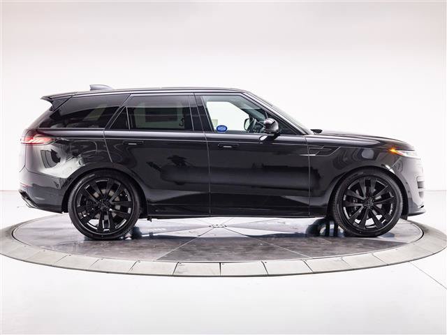 New 2026 Land Rover Range Rover Sport Dynamic SE AWD/4WD image 6
