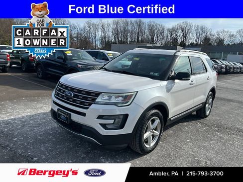 Certified 2017 Ford Explorer XLT w/ Equipment Group 202A image 1