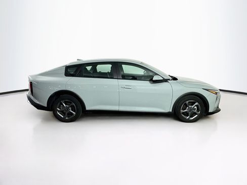 Used 2025 Kia K4 FWD image 10
