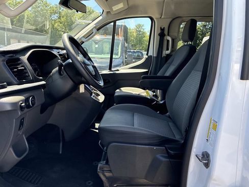 Used 2024 Ford Transit 350 XLT RWD image 25