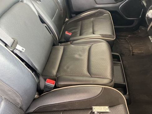 Used 2019 RAM 1500 Laramie image 24