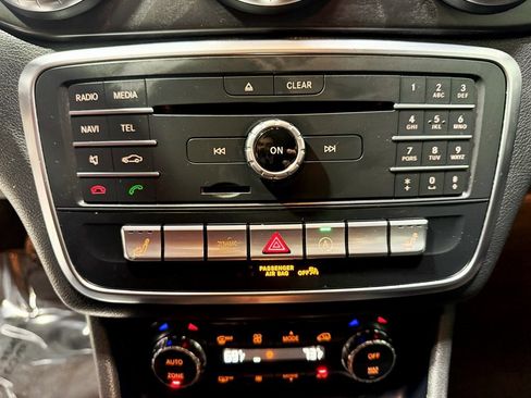 Used 2018 Mercedes-Benz CLA 250 4MATIC image 20