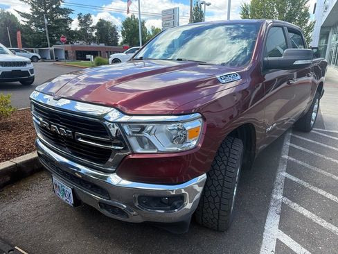 Used 2019 RAM 1500 Big Horn AWD/4WD image 3