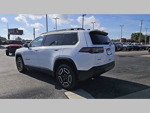 New 2026 Jeep Cherokee Limited AWD/4WD image 30