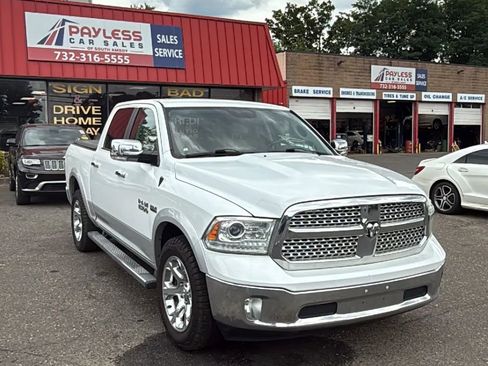 Used 2014 RAM 1500 Laramie image 3
