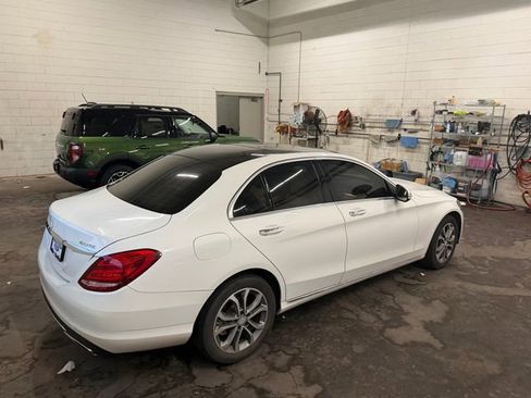 Used 2015 Mercedes-Benz C 300 4MATIC Sedan image 4