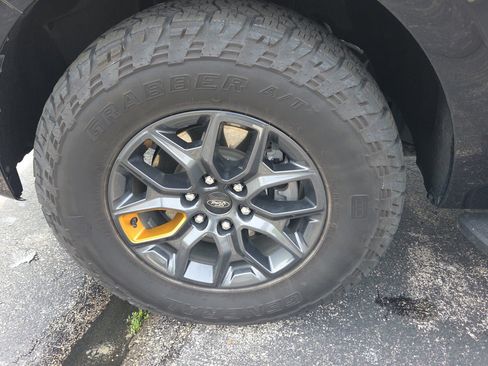 Used 2025 Ford Expedition Tremor AWD/4WD image 3
