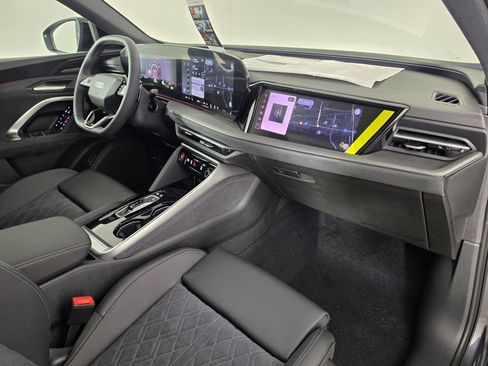 New 2026 Audi SQ5 Premium Plus AWD/4WD image 39