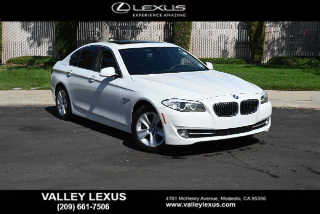 Used 2012 BMW 528i xDrive Sedan AWD/4WD image 1