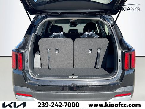 New 2026 Kia Sorento LX image 12