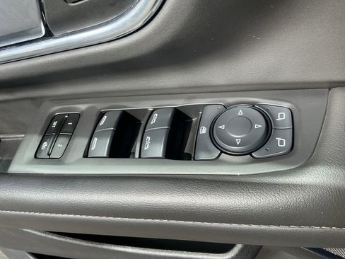Used 2024 Chevrolet Tahoe LT AWD/4WD image 29