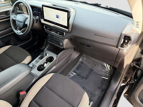 Used 2025 Ford Bronco Sport Big Bend image 13