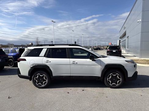 New 2026 Subaru Outback Touring image 3