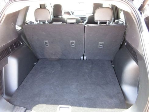 Certified 2025 Ford Escape SE FWD image 26