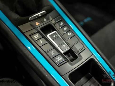 Used 2021 Porsche 718 Boxster Spyder RWD image 23