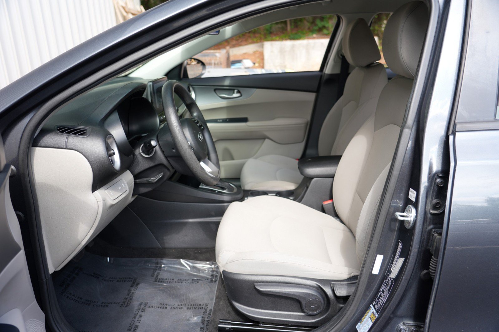 Used 2020 Kia Forte LXS FWD image 15
