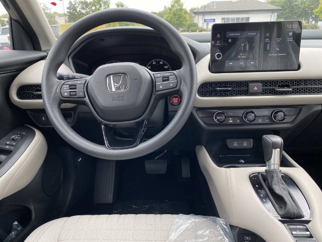 New 2027 Honda HR-V LX image 7