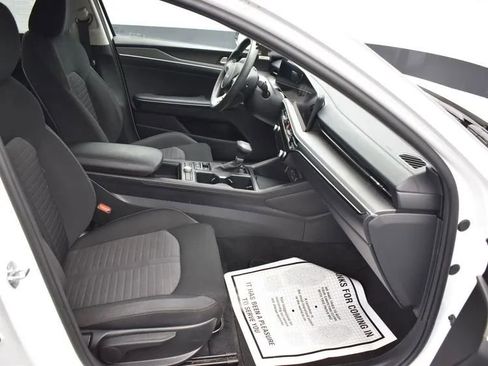 Used 2025 Kia K5 LXS image 16