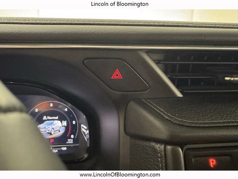 Used 2024 GMC Yukon Denali AWD/4WD image 62