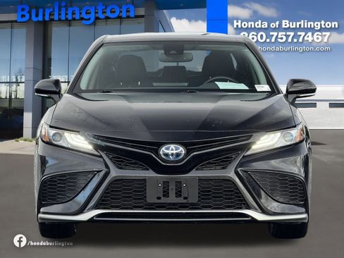 Used 2023 Toyota Camry XSE image 10