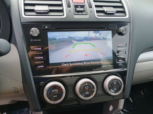 Used 2017 Subaru Forester 2.5i Premium w/ All-Weather Package image 30