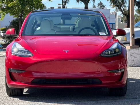 Used 2023 Tesla Model 3 Standard Range image 9