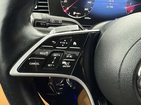 Used 2025 Mercedes-Benz GLE 350 4MATIC image 33