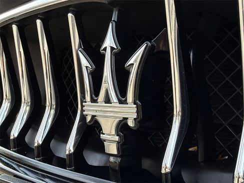 Used 2019 Maserati Ghibli S Q4 image 14