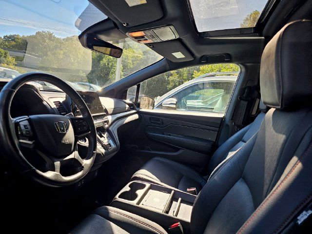 Used 2025 Honda Odyssey Sport-L image 5
