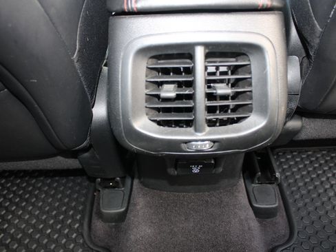 Used 2017 Jeep Cherokee Trailhawk image 28