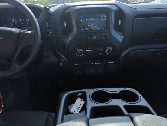 Used 2024 Chevrolet Silverado 1500 Custom Trail Boss w/ LPO, Dark Essentials Package AWD/4WD image 18