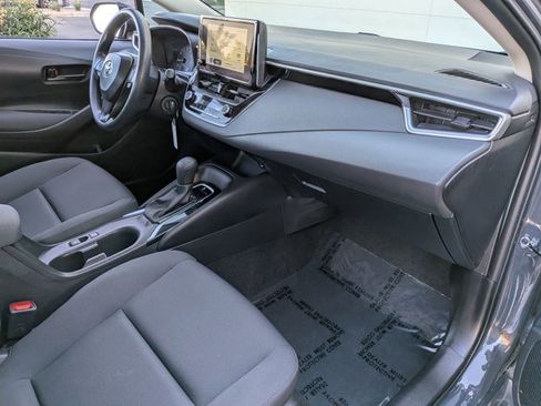 Used 2024 Toyota Corolla LE FWD image 27