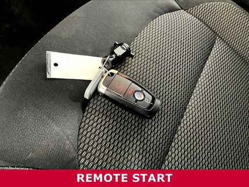 Used 2019 Ford Explorer XLT w/ Class III Trailer Tow Package AWD/4WD image 34