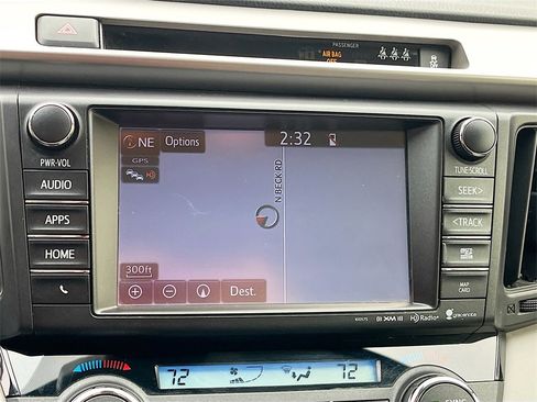 Used 2018 Toyota RAV4 Limited image 13