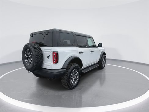 New 2025 Ford Bronco Badlands image 8