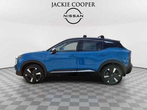 New 2026 Nissan Kicks SR w/ Cold Weather Package AWD/4WD image 2