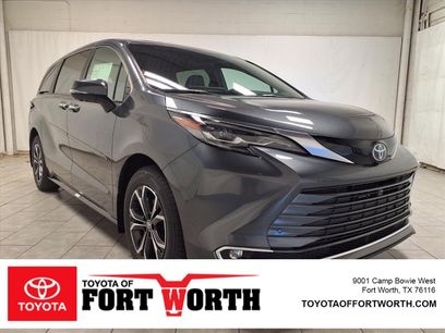 New 2025 Toyota Sienna Platinum