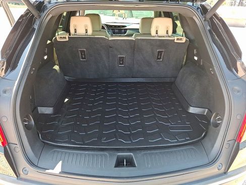 Used 2017 Cadillac XT5 FWD image 27