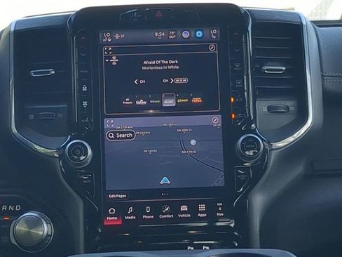 Used 2025 RAM 1500 Laramie image 16