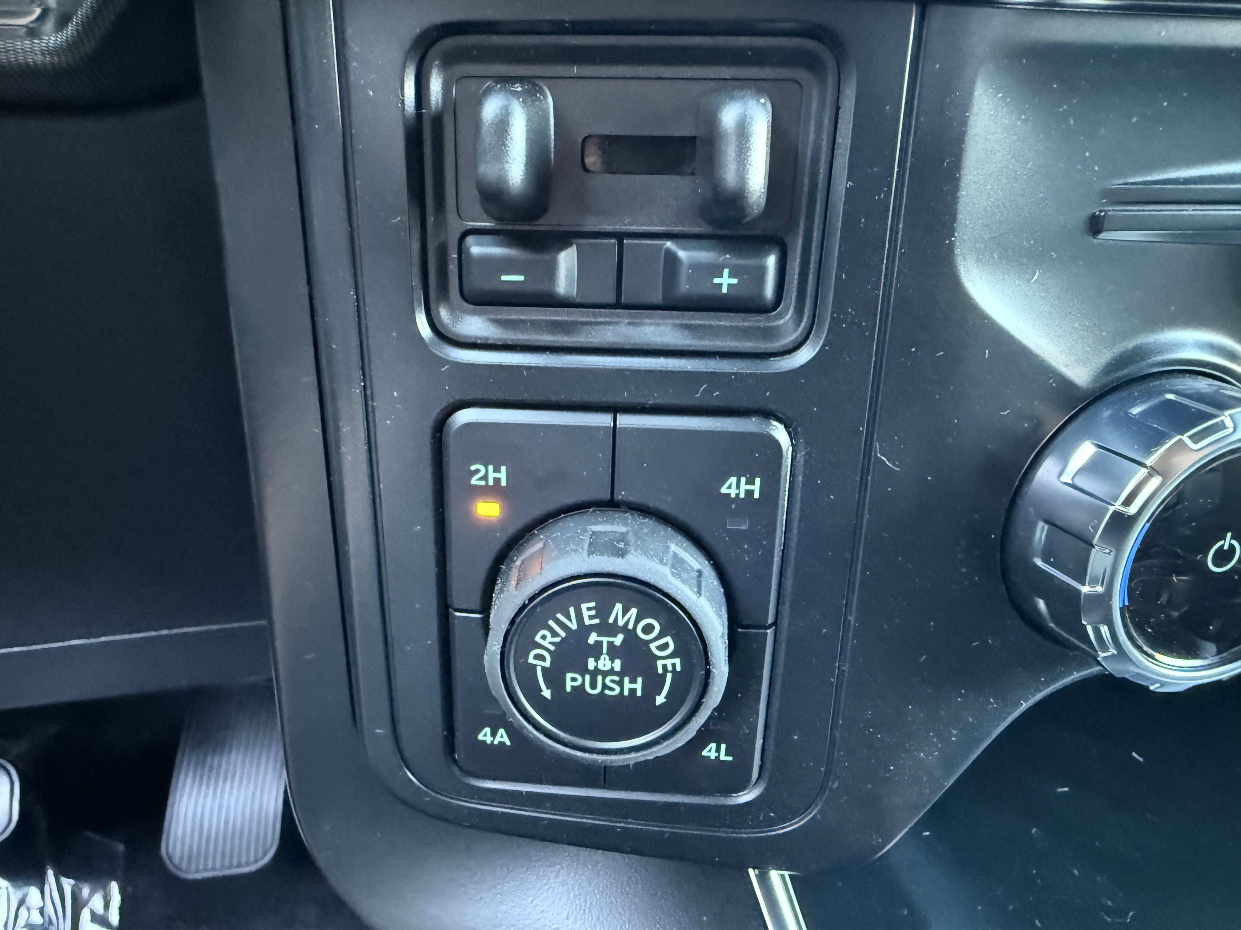 New 2026 Ford F150 Raptor AWD/4WD image 25