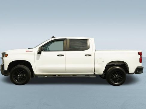 Used 2019 Chevrolet Silverado 1500 Custom Trail Boss w/ Custom Convenience Package image 4
