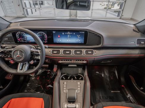 New 2026 Mercedes-Benz GLE 53 AMG 4MATIC Coupe image 8