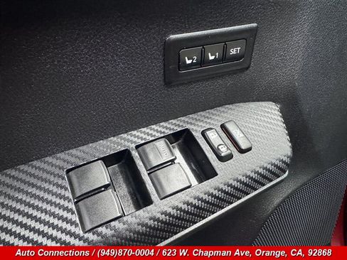 Used 2013 Toyota RAV4 Limited FWD image 23