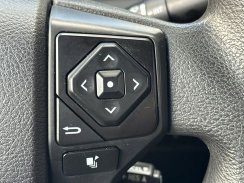 Used 2021 Toyota Tundra SR5 w/ Trail Edition image 29