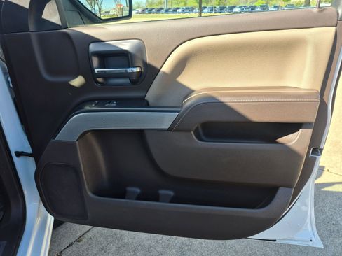 Used 2018 Chevrolet Silverado 1500 LT w/ Texas Edition image 18