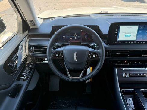 New 2025 Lincoln Aviator Reserve w/ Equipment Group 201A image 6