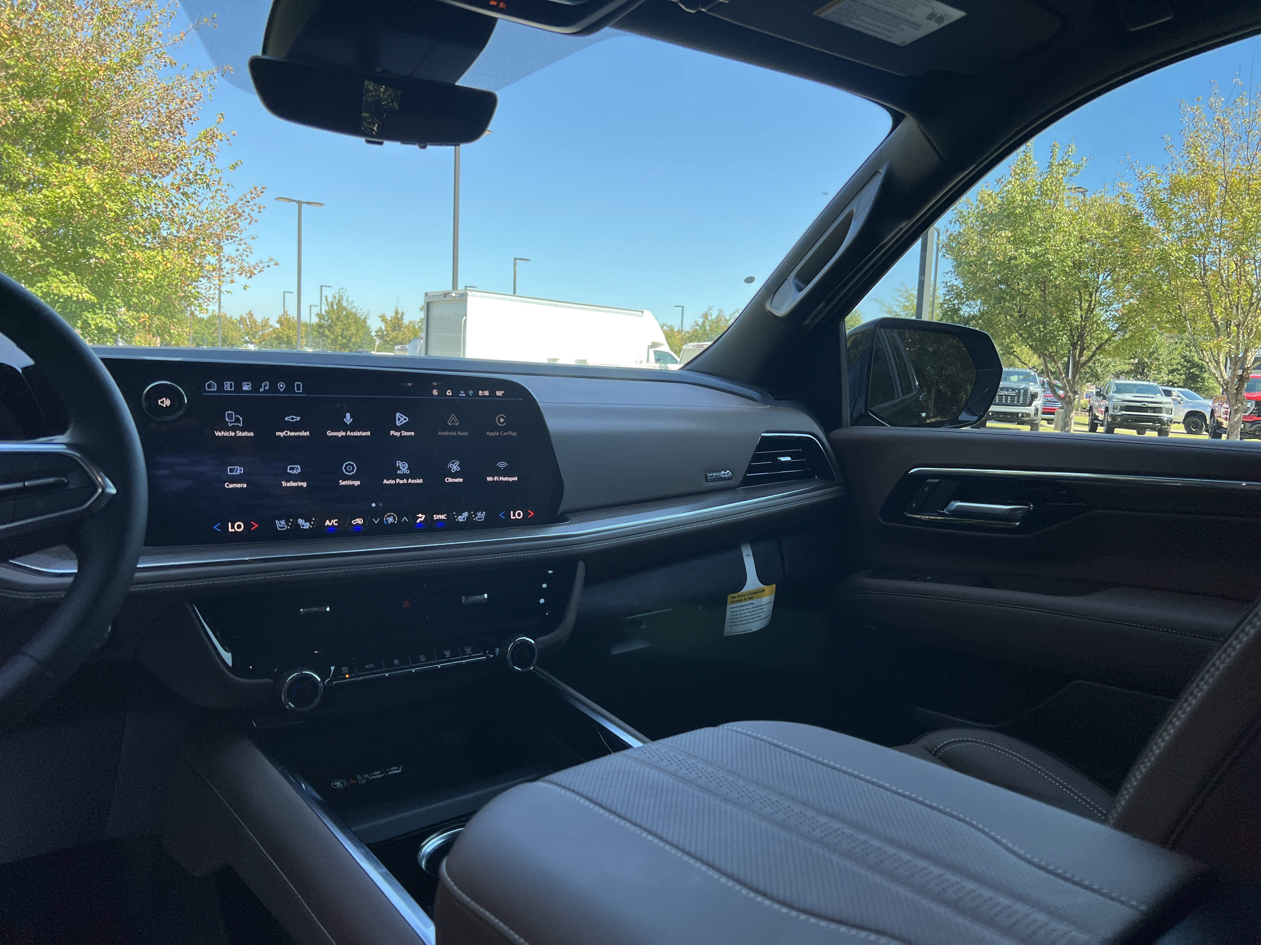 New 2026 Chevrolet Tahoe High Country w/ Sun And Tow Package AWD/4WD image 26