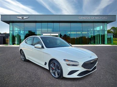 Used 2025 Genesis G70 2.5T w/ Sport Prestige Package image 3